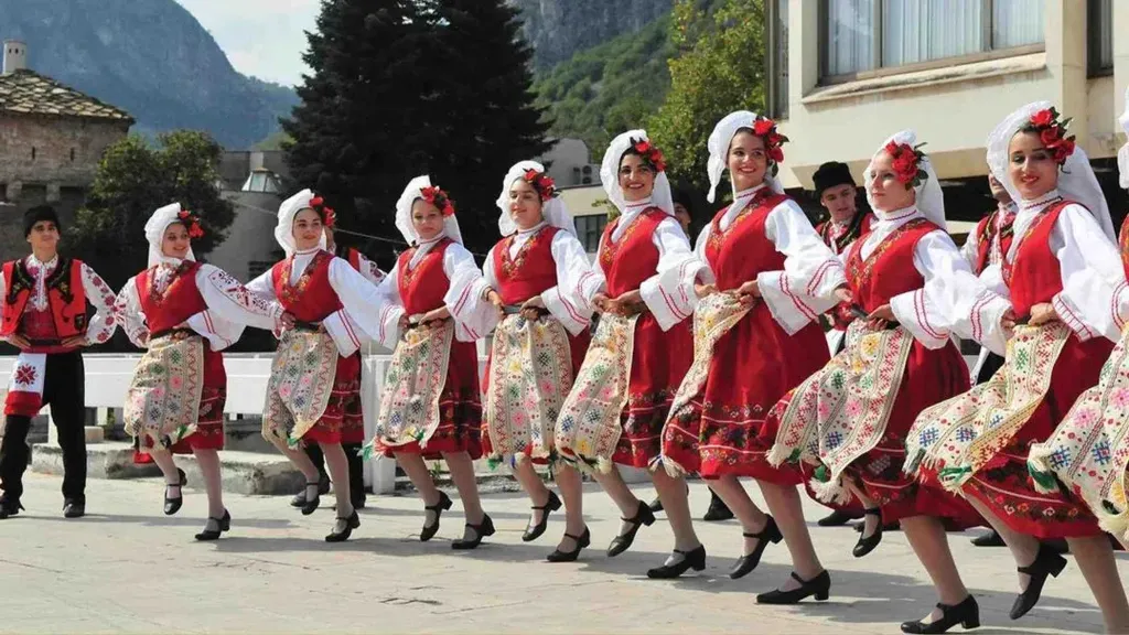 NEW: Balkan Dance Night with Live Music & Instruction