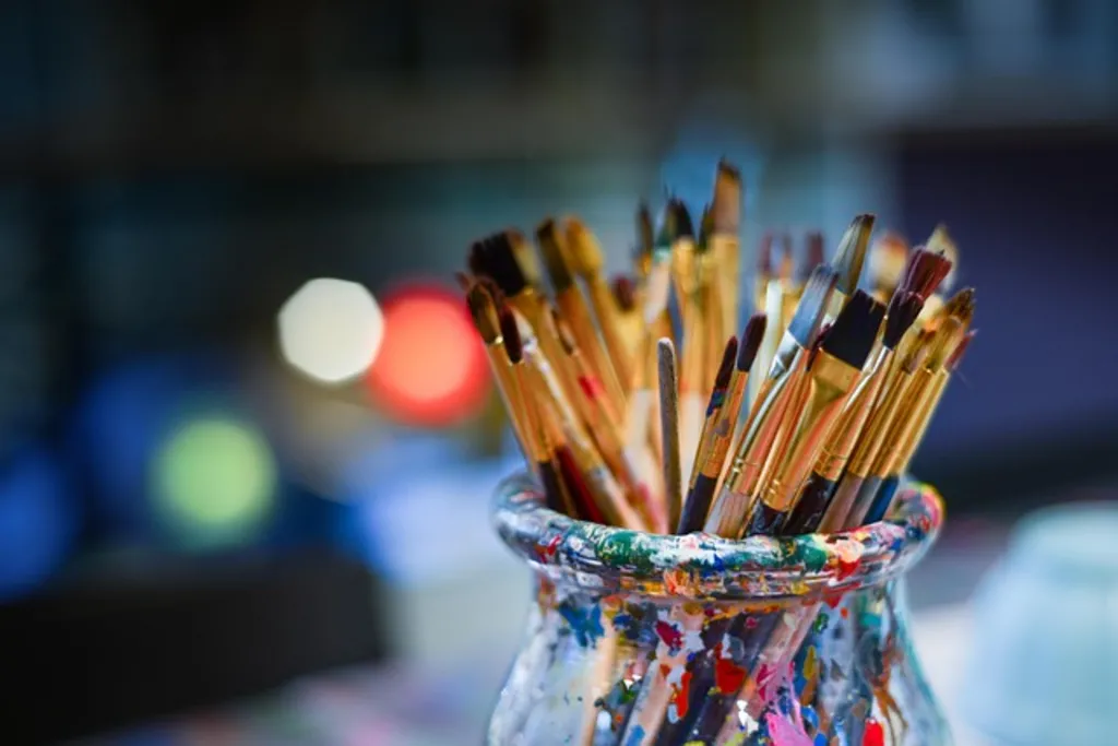 Teens Sip and Paint!