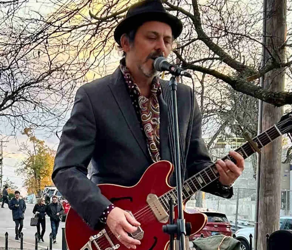 Rik Mercaldi – Salon Stage