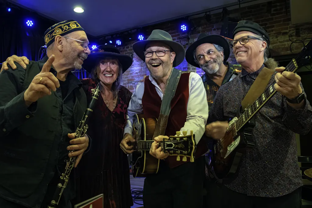 Annie & The Hedonists