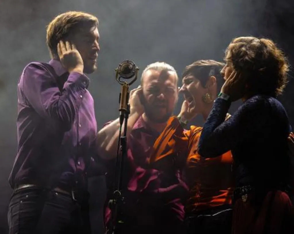 Live! Folklife Concert: Windborne