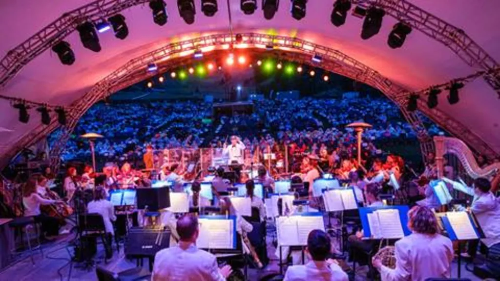 Stravinsky’s Firebird Suite & String Trio “Time for Three”