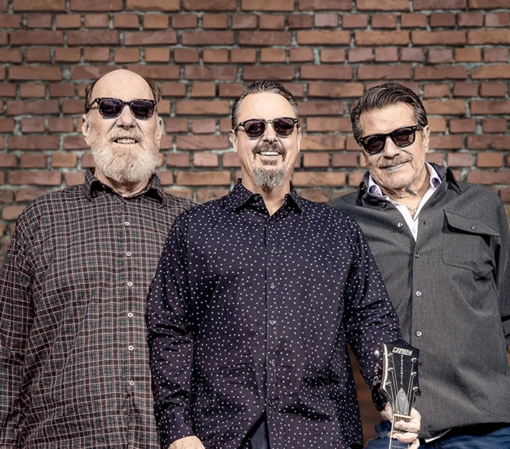 Mitch Raymond Trio — Live