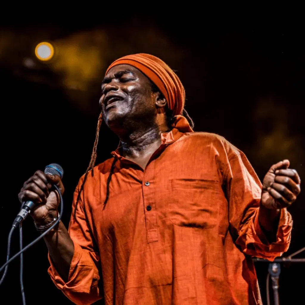Afro-Cuba! Ricardo Lemvo and Makina Loca!