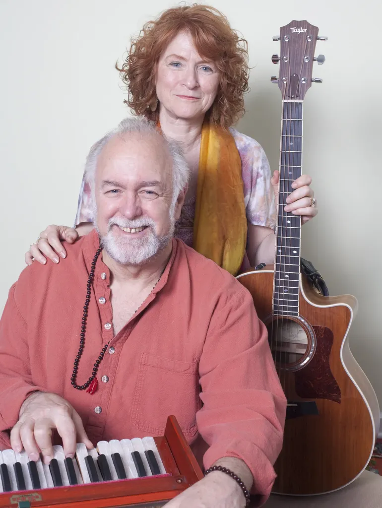 Ned and Lynn: Kirtan