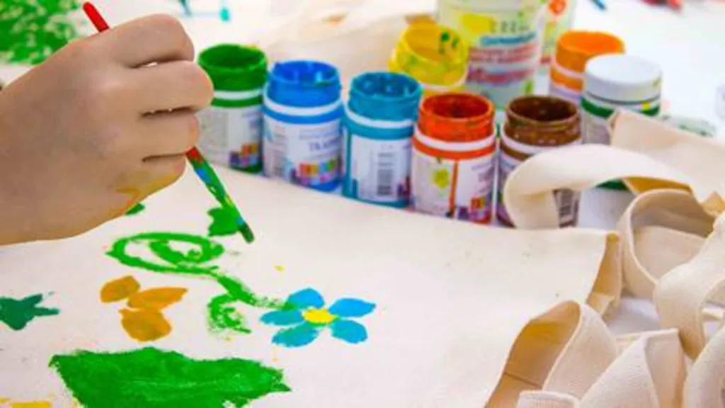 "Little Artists" Series: Design Your Own Canvas Tote