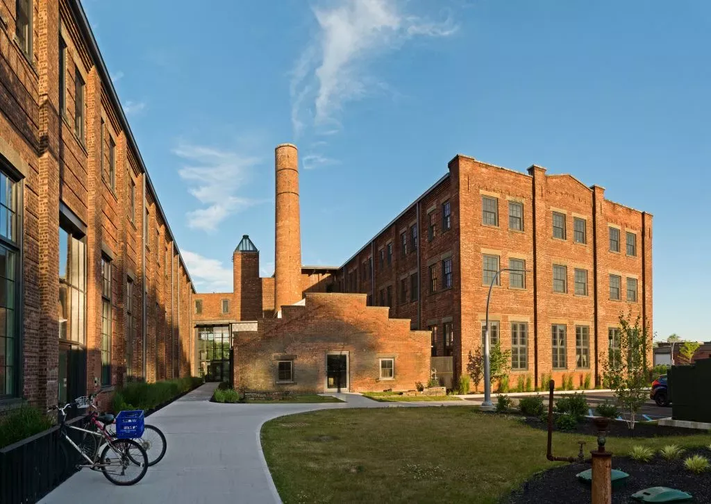 Run of the Mill: The Rise, Demise, and Renaissance of Kingston's Lace Mill