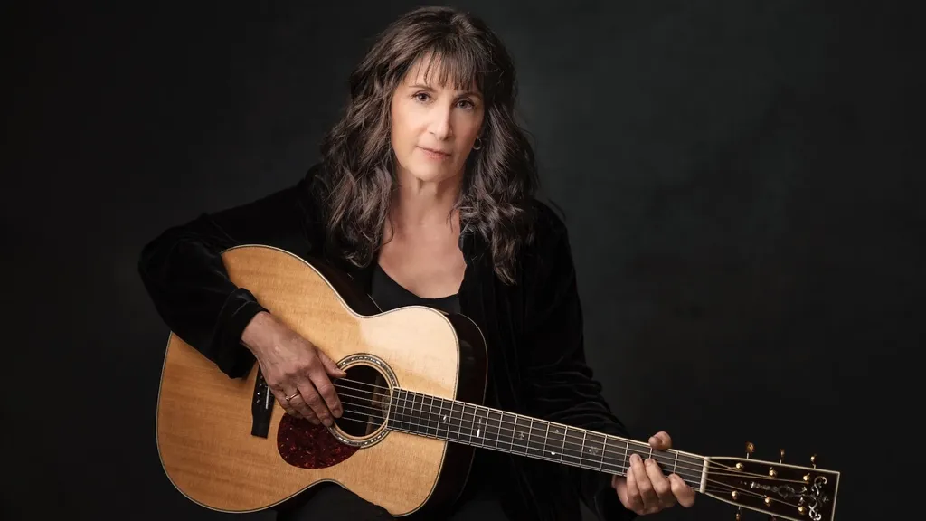 Karla Bonoff