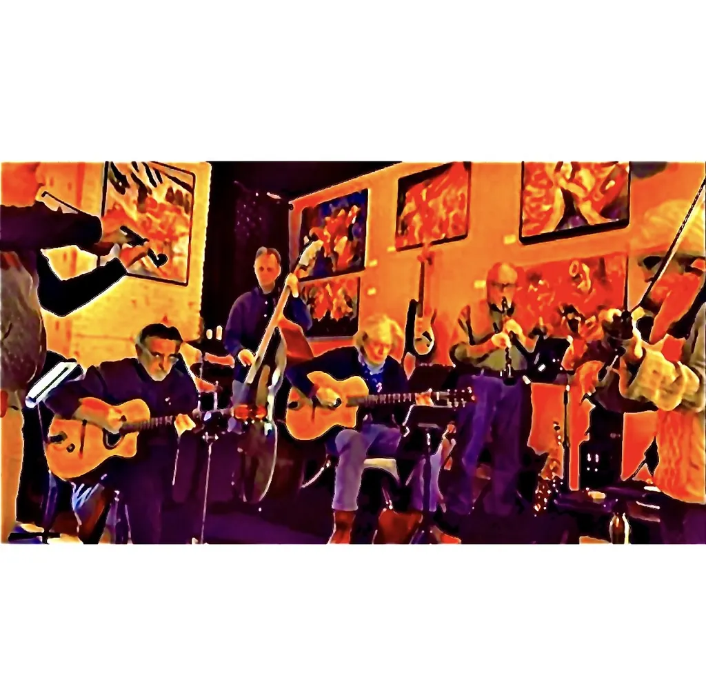 Belleville at the Moon & River
