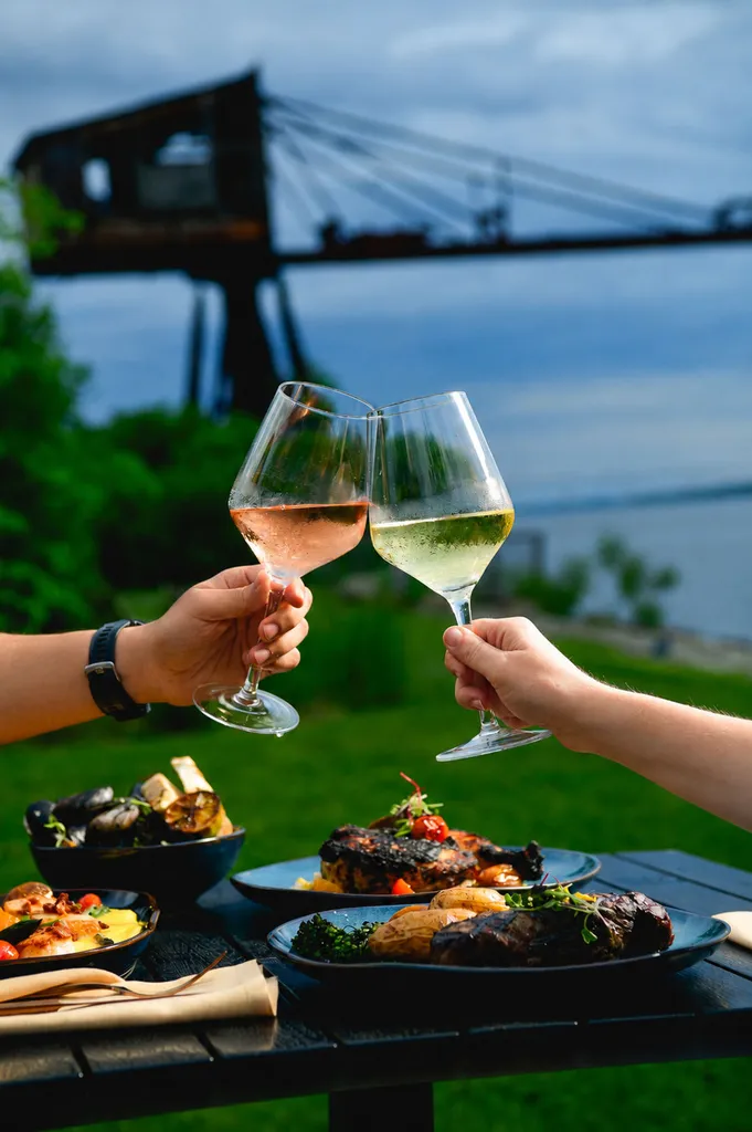 August 2: Hutton Rosé Social