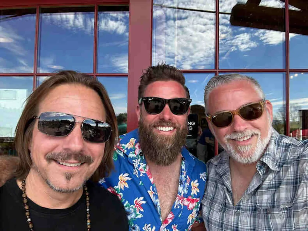 Dan Brother Trio – Salon Stage