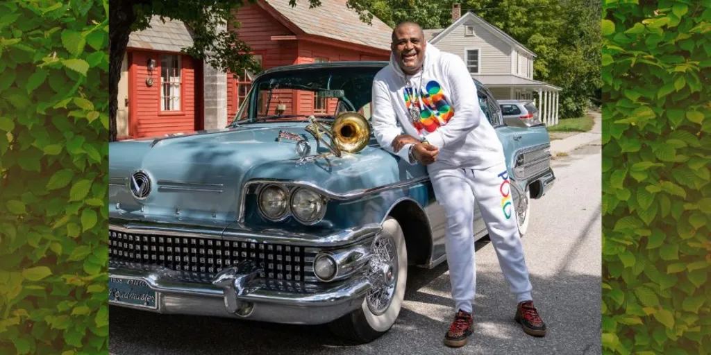 Glen David Andrews