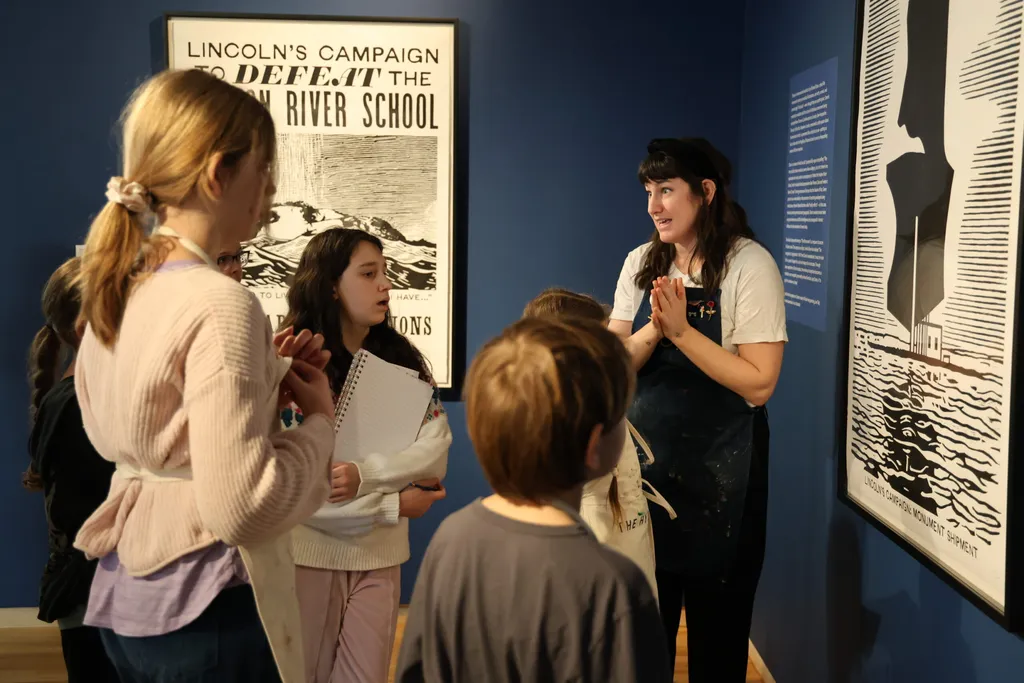 Youth Class: The Art of Crafting the Graphic Novel