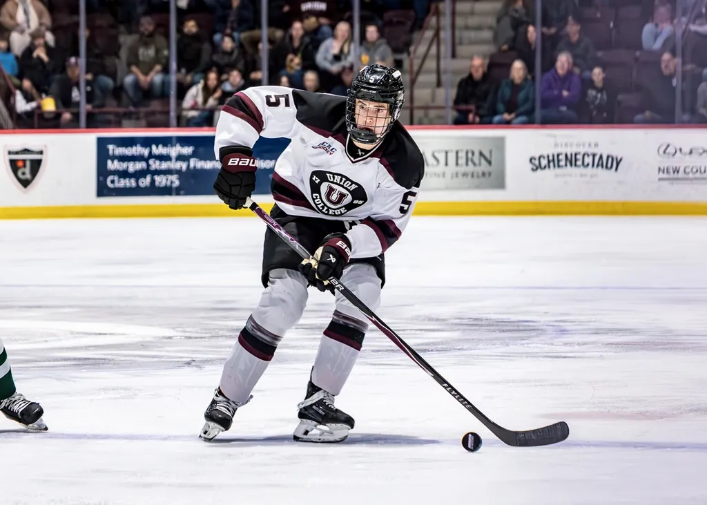 Men’s Hockey 2026 Season