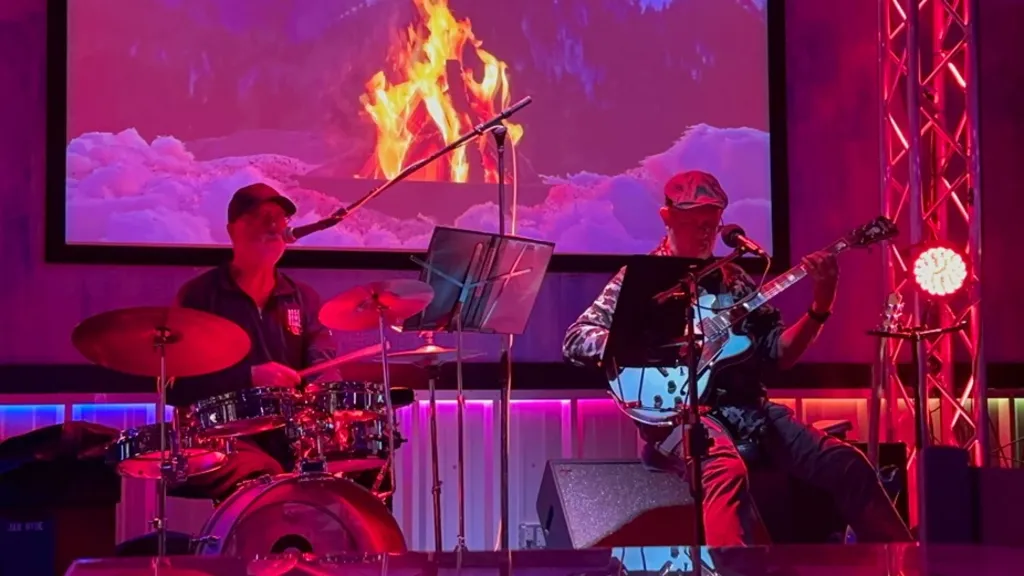 Live: Mark Chaney