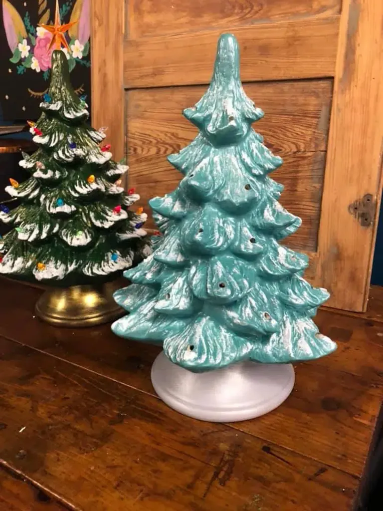 Xmas In July Steals!! Grandma Classic Tree w/ Lights! Just $55!