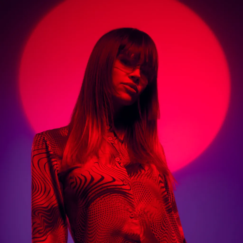 Layla Bentiez – Sun:Set