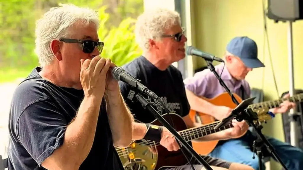 Live Music Saratoga Springs: Triple Trouble at Artisanal Brew Works