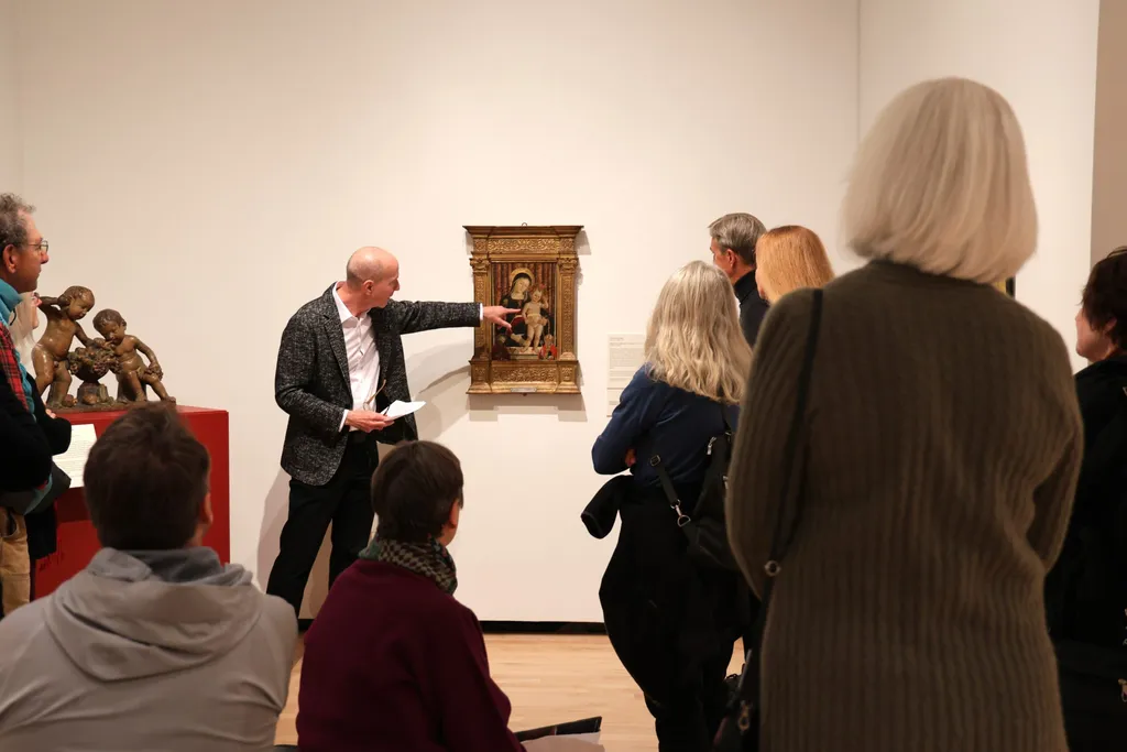 Guided Museum Tours