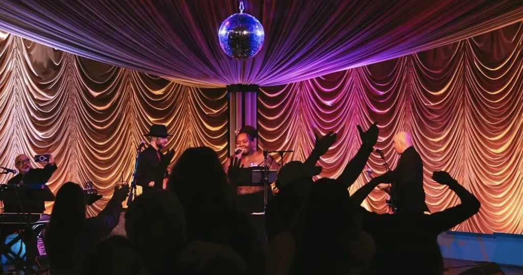 The Rhythm Pilots with Sunset Serenade