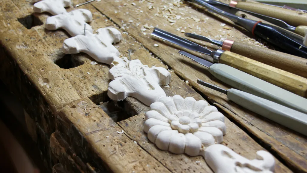 Abstract & Semi-Abstract Carving Workshop