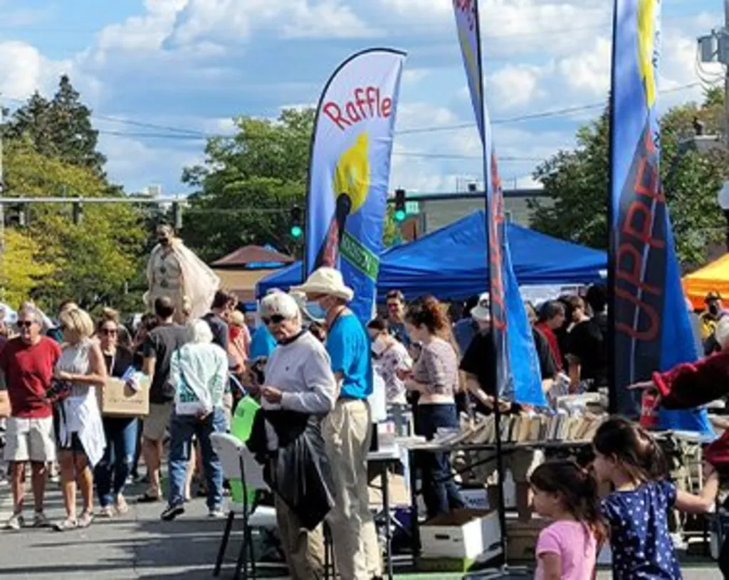 Upper Madison Street Fair