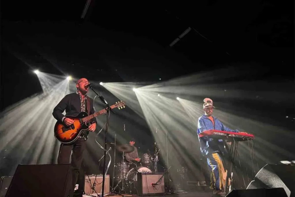 Gordon Greenwood (Solo)