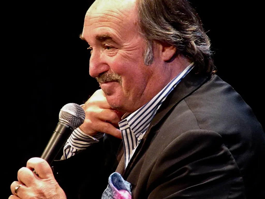 Comedy Night hosted by Vinnie Mark