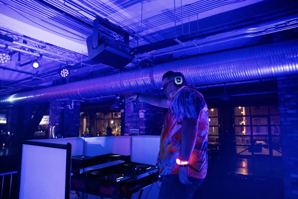 Silent Disco with the Deraeled Duo