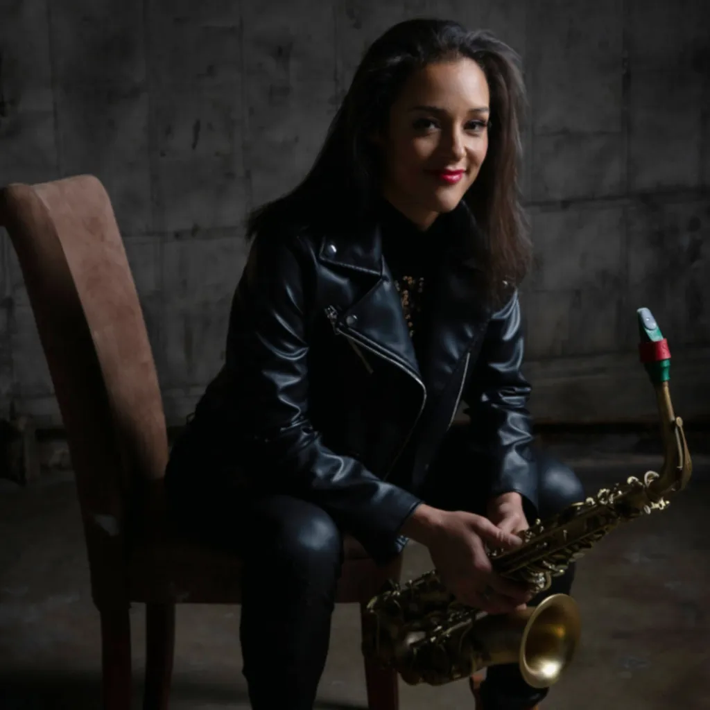 Vanessa Collier – 12/15