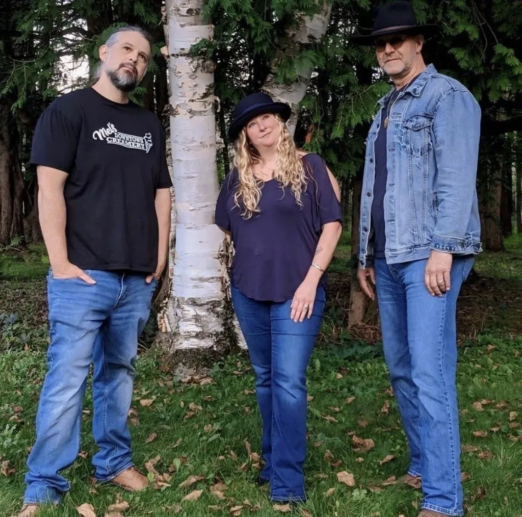 Art-N-Shawna Trio