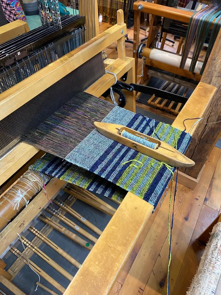 Weave a Cowl