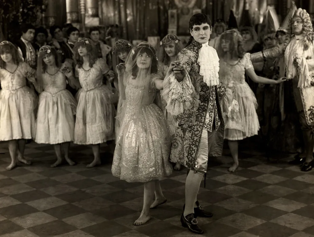 On Screen @ The Hyde: Snow White (1916) with a live score by Leslie McMichael