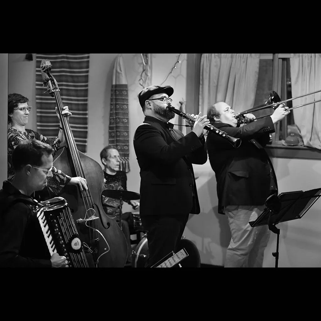 Hanukkah Special with Michael Winograd & the Honorable Mentshn (with special guest SoCalled)