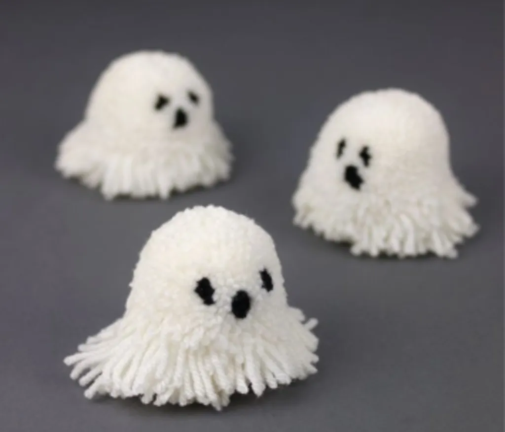 Halloween Pom-Poms In-Person