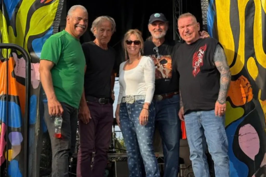 Carrie Zazz Band