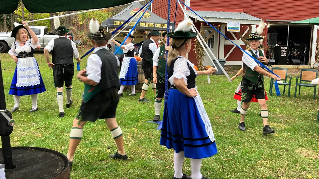 Train to Ocktoberfest