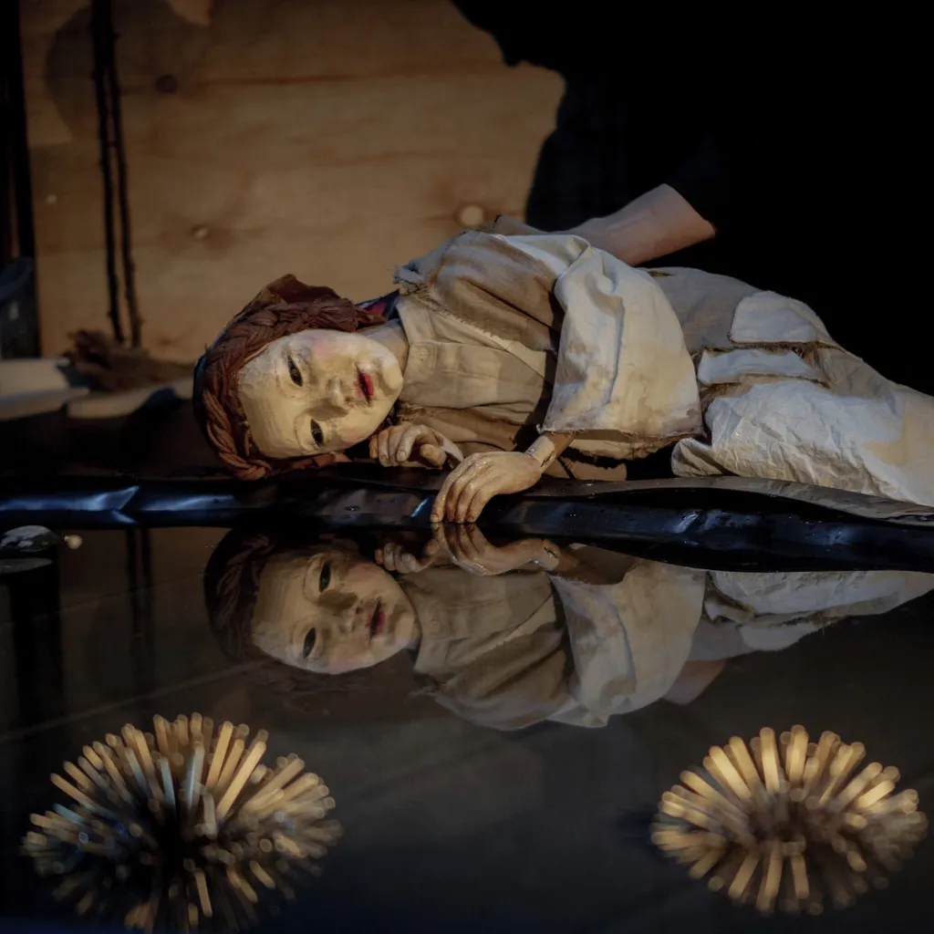 Mirrored Pool Tom Lee, Lisa Kaplan and Matthew Duvall