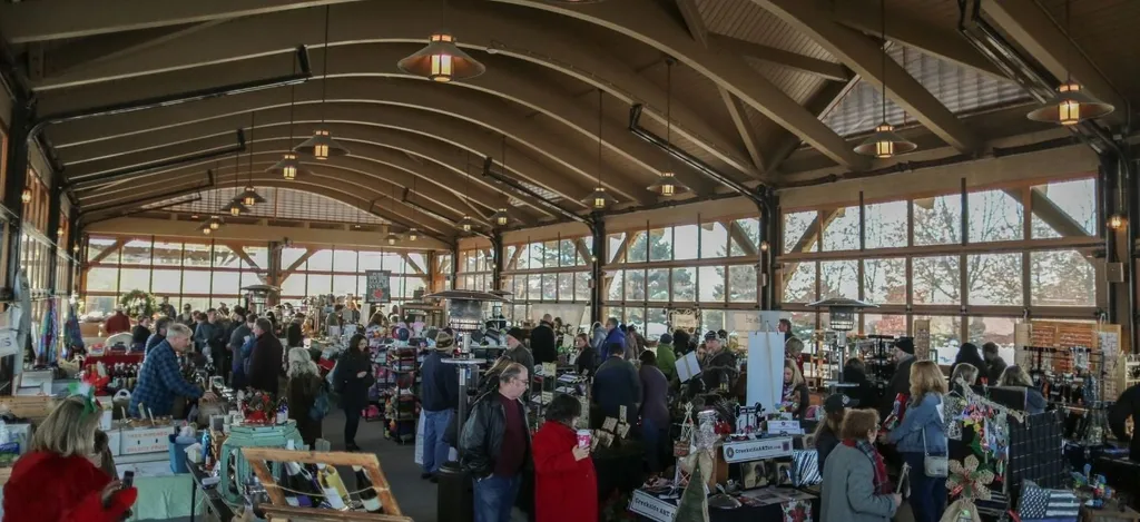 Holiday Market