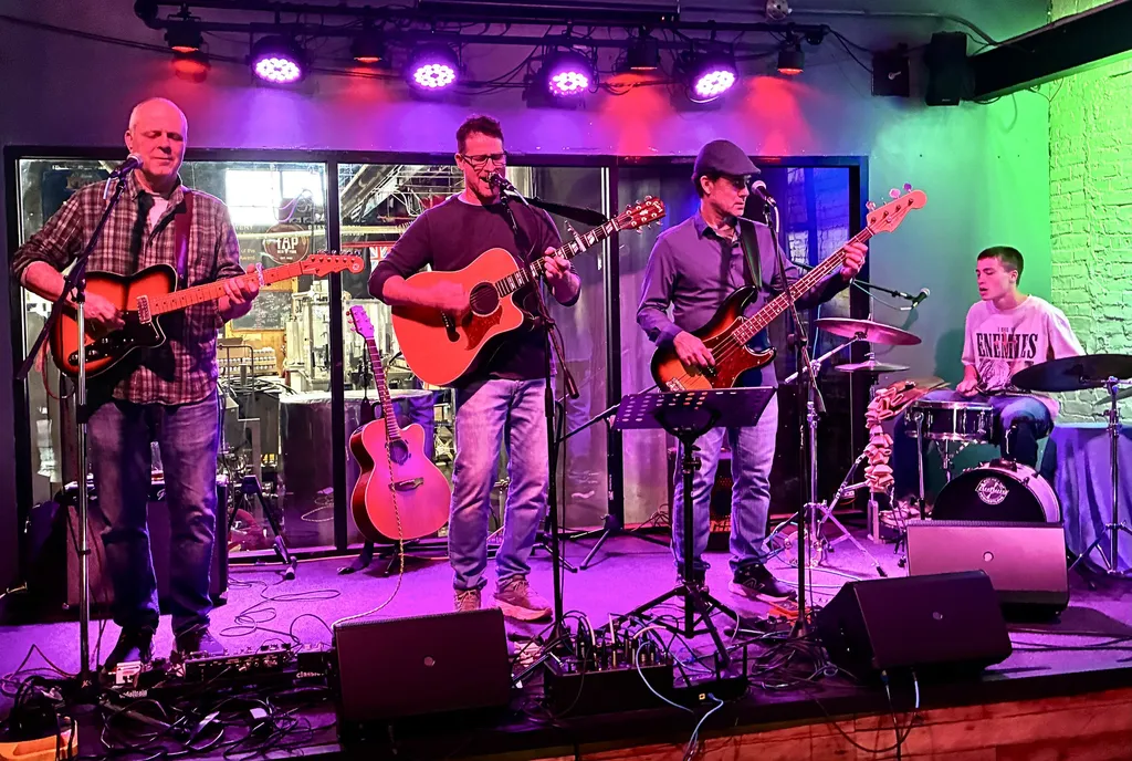The Trapps live at The Living Room
