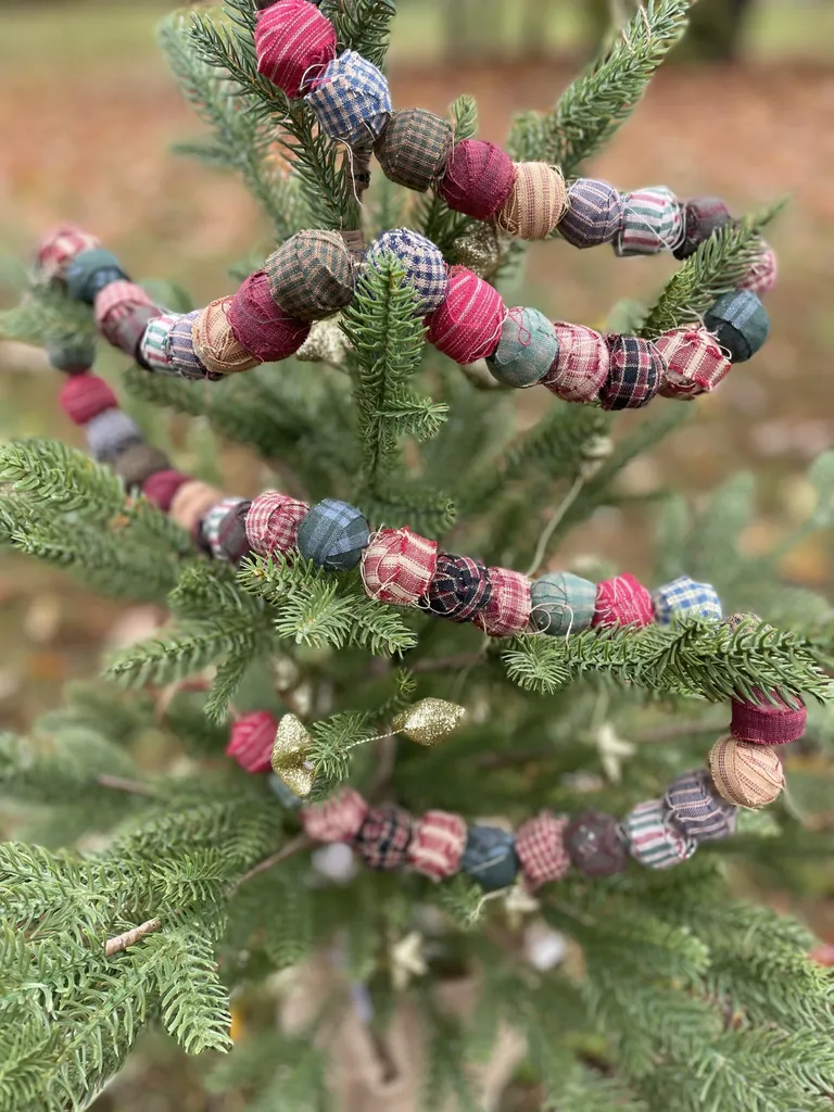 Holiday Scrap Fabric Garland Workshop