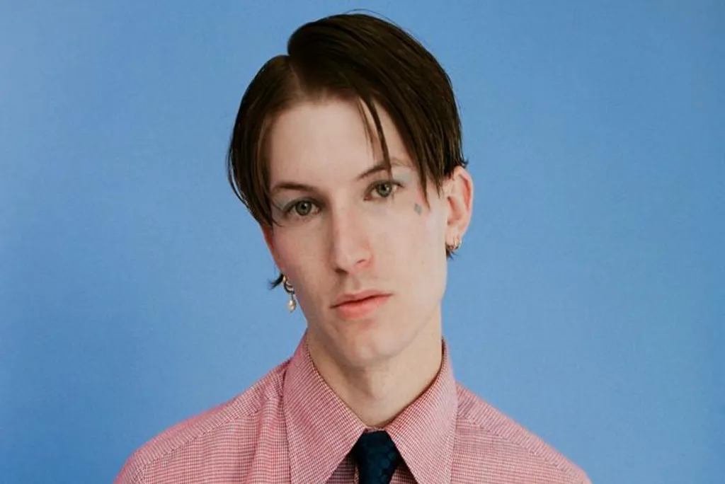 Gus Dapperton