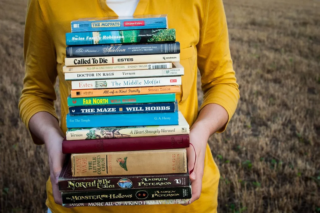 Books and Beyond: "Unmasking AI"