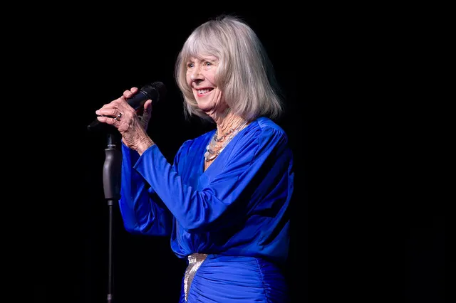 Eva Fry