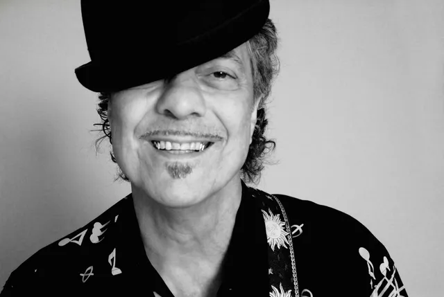 Johnny Nicholas