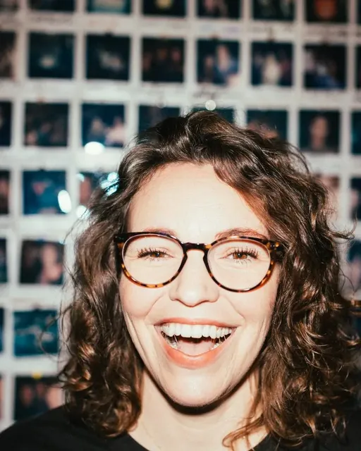 Beth Stelling