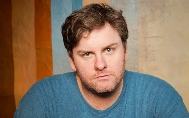 Tim Dillon
