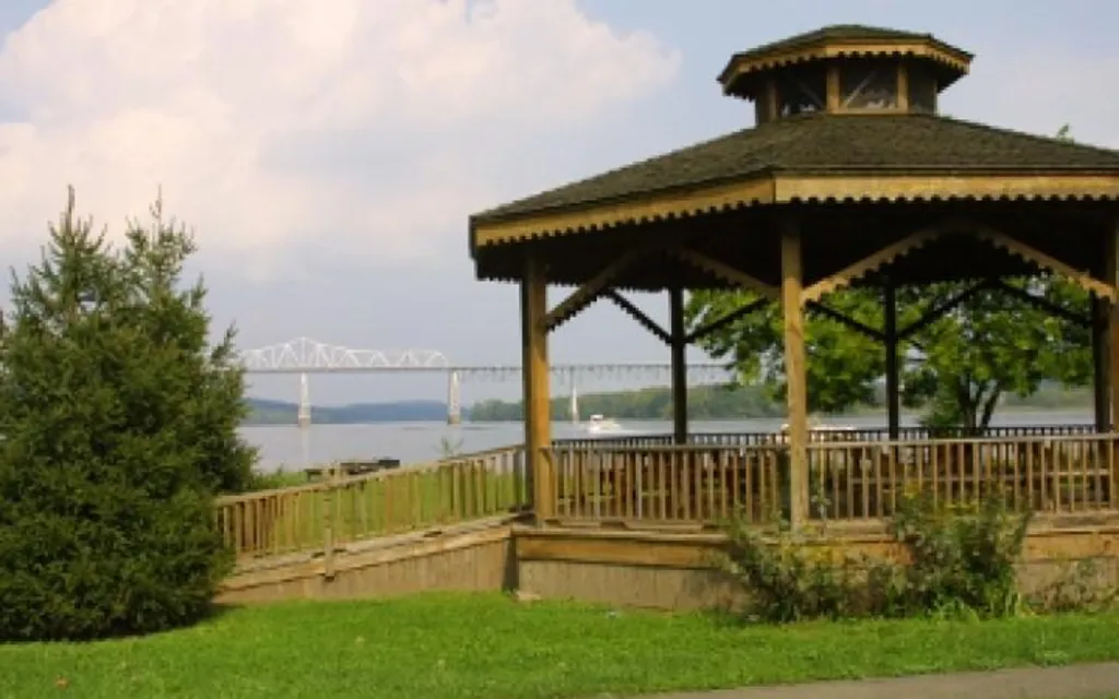 Dutchman’s Landing Park